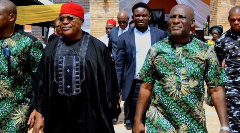 AE-FUNAI VC Prof Daniel Nwachukwu Honors Late Former UNN VC Prof Charles Igwe