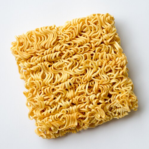 INSTANT NOODLES KILLED A GROUP OF FRIENDS THROUGH CANCER: FACT OR DANGEROUS RUMOUR?